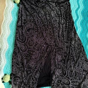 Elegant Black Paisley Swim Cover-Up